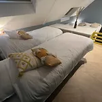 Oda ve Kahvaltı Le Presbytere De 3*