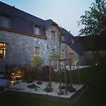 Oda ve Kahvaltı Le Presbytere De Sautour