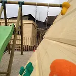 Oda ve Kahvaltı Le Presbytere De