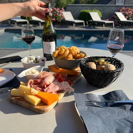 Le Presbytere De Sautour