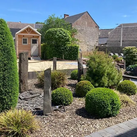 לינה וארוחת בוקר Le Presbytere De