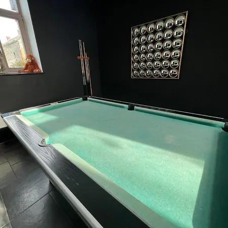 לינה וארוחת בוקר Le Presbytere De Sautour