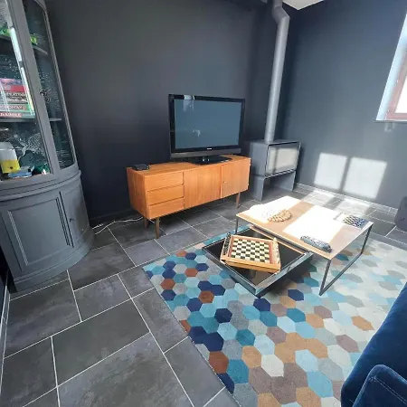 לינה וארוחת בוקר Le Presbytere De Sautour