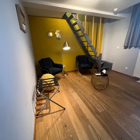 Le Presbytere De Frühstückspension 3*