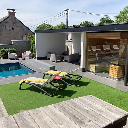 Le Presbytere De Bed & Breakfast Sautour